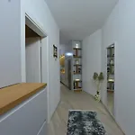 Denis Comfort Appartamento Shkodër